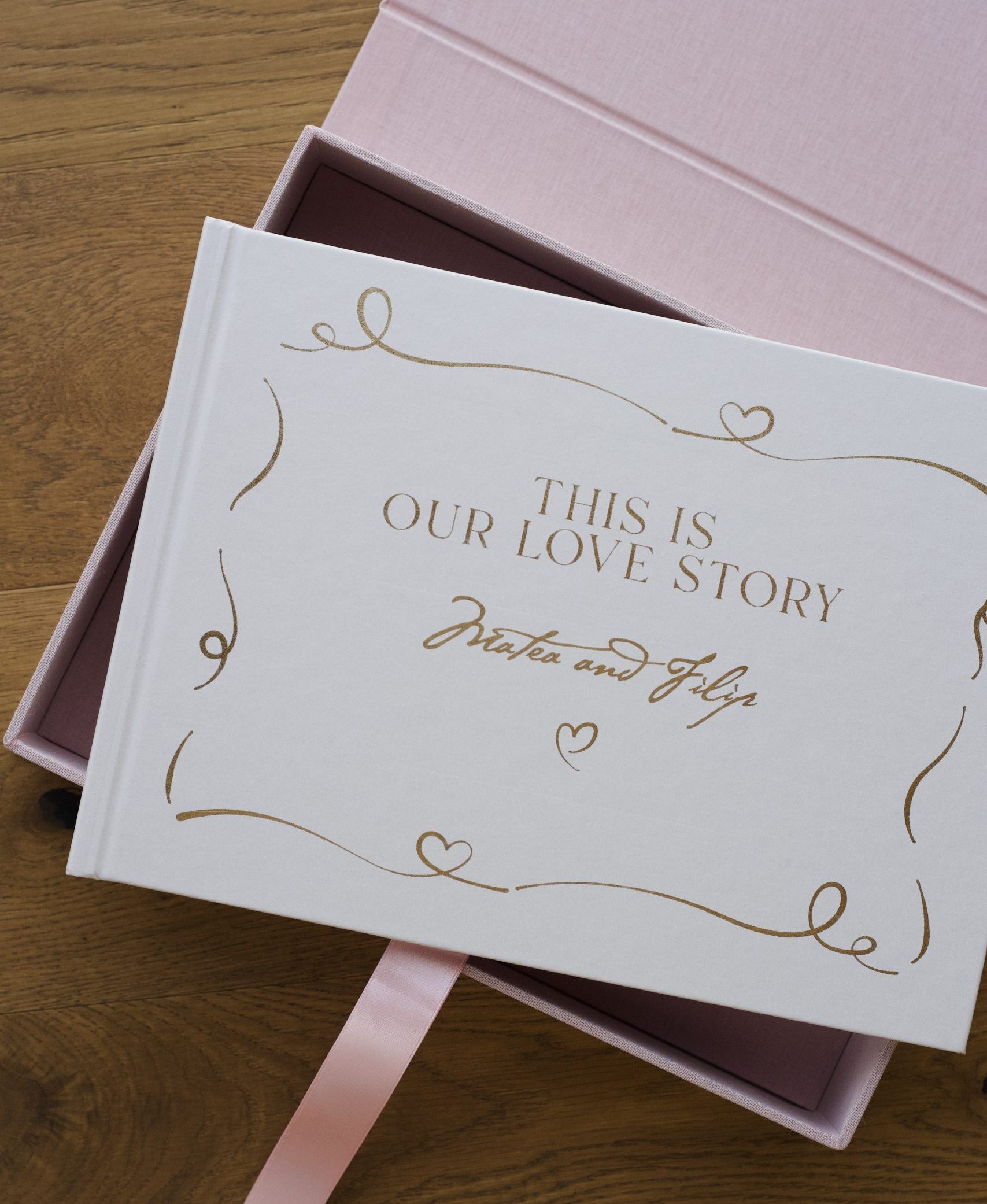 Personalizirani Lovebook + MemoryBox